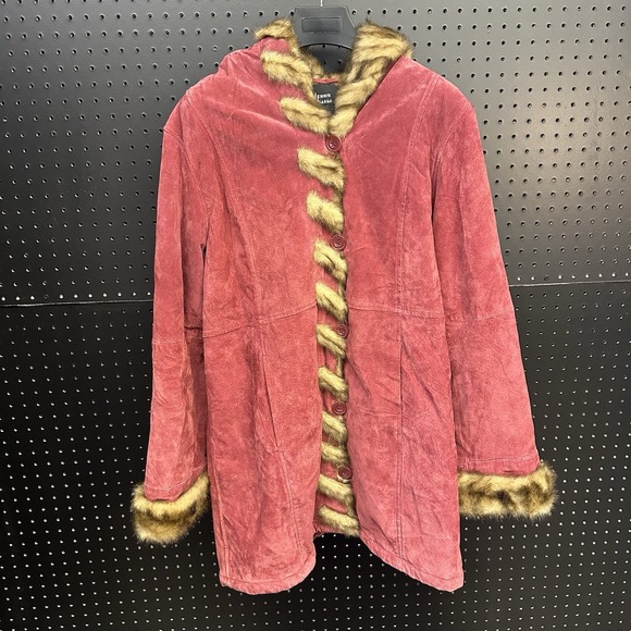 dennis basso Jackets & Blazers - Vintage Dennis Basso Women's Burgundy Suede Leather Faux Fur Lined‎ Coat Medium